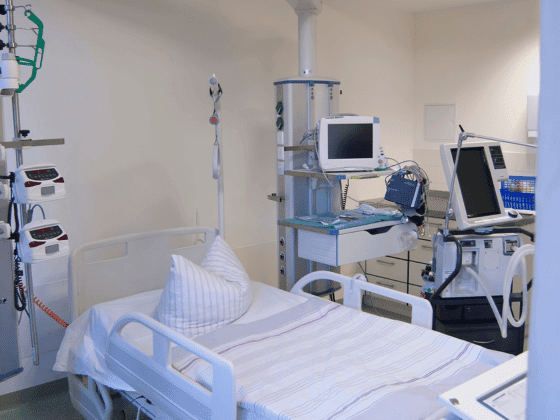 Ortho Intensive Care Unit in Solapur